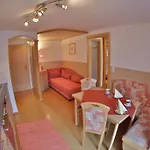 Haus Regina Strobl